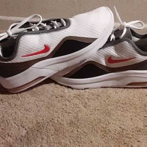 Nike air Maxes